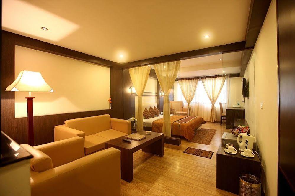 Bridge View Regency Hotel Shimla Bagian luar foto
